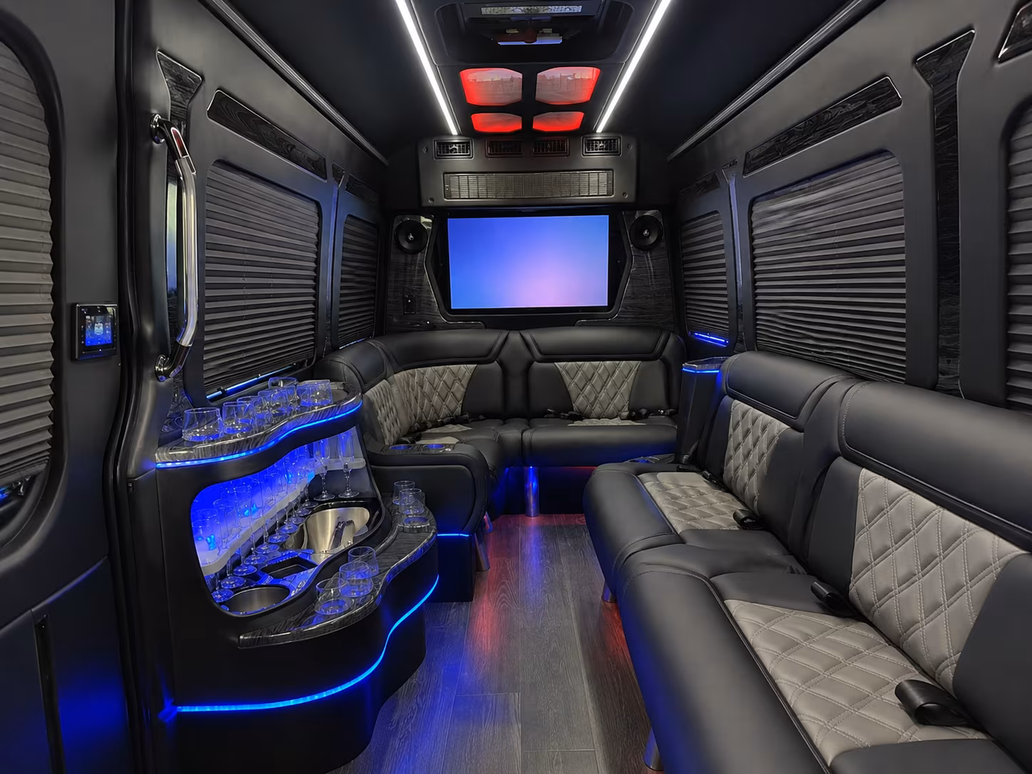 fan buses to mississippi coliseum events and basketball games