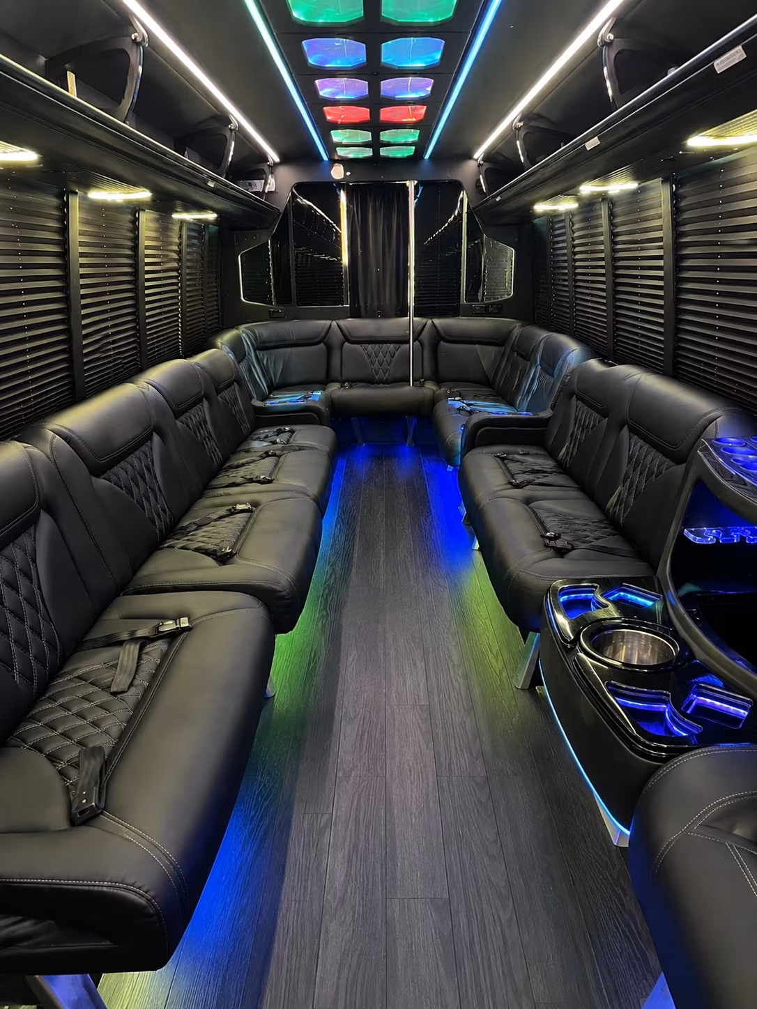 jackson 20 passenger party bus interior