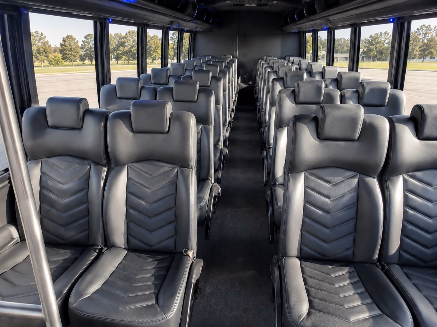 minibuses for old capitol museum and downtown jackson history trips
